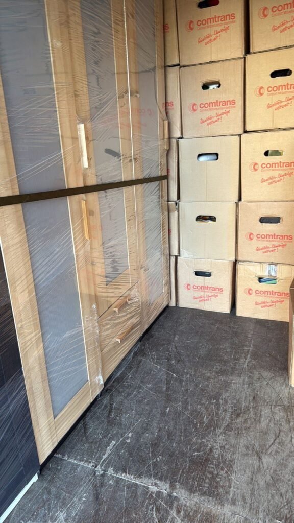 photo_5294354706761193224_y